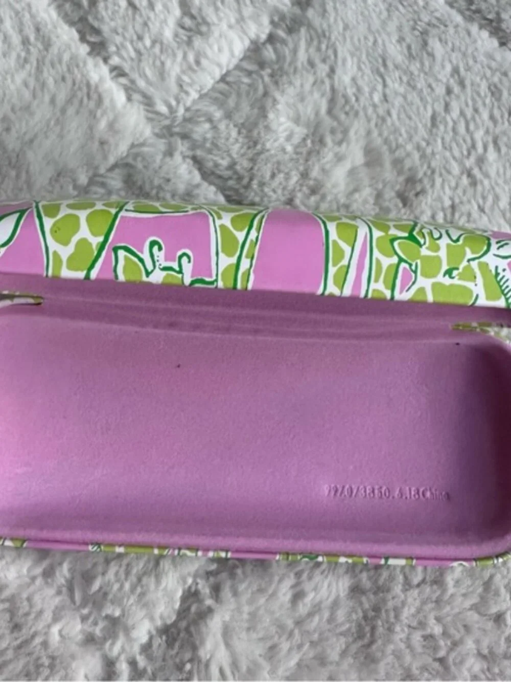 Lilly Pulitzer | Green and Pink Giraffe Print Hard Shell Eyeglass Case